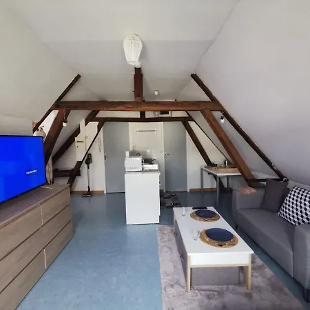 Daire Grand Studio Meuble - Special Moyenne Duree - Wifi - Calme