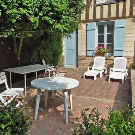 Grand Studio Meuble - Special Moyenne Duree - Wifi - Calme * Troyes