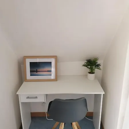 Daire Grand Studio Meuble - Special Moyenne Duree - Wifi - Calme *